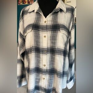 American Eagle Outfitters Plaid Shirt